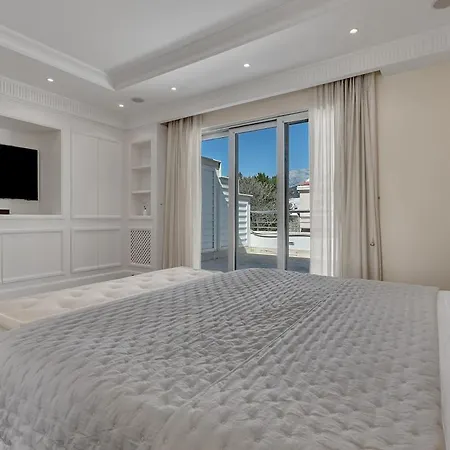 Penthouse - First Row Sea - Exklusiv *