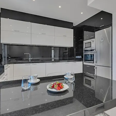 Penthouse Residence - First Row Sea - Makarska Exklusiv