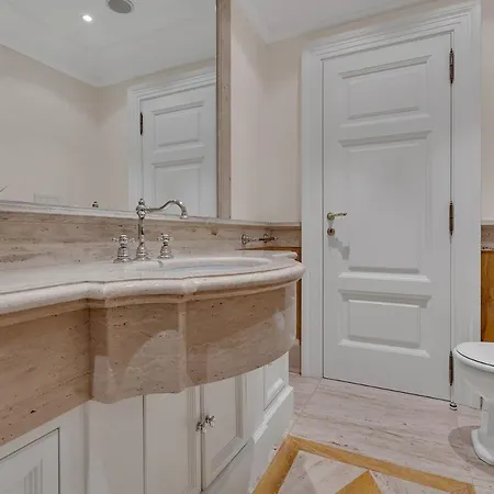 아파트 Penthouse Residence - First Row Sea - Makarska Exklusiv